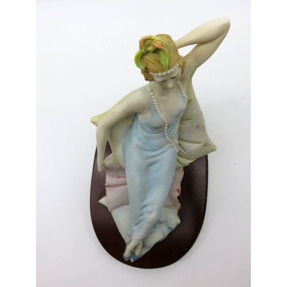 Vintage 1985 Nuova Thea Roberto Brambilla Ceramic Figurine Woman Reclining On Cu - Picture 10 of 10